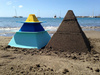 Zestaw 3 foremek do piasku Piramida Pira Vintage Blue + Deep Blue + Mellow Yellow - Quut